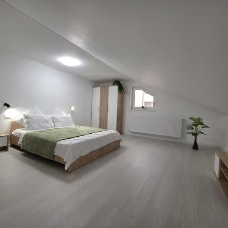 Appartement Casa Caprioara